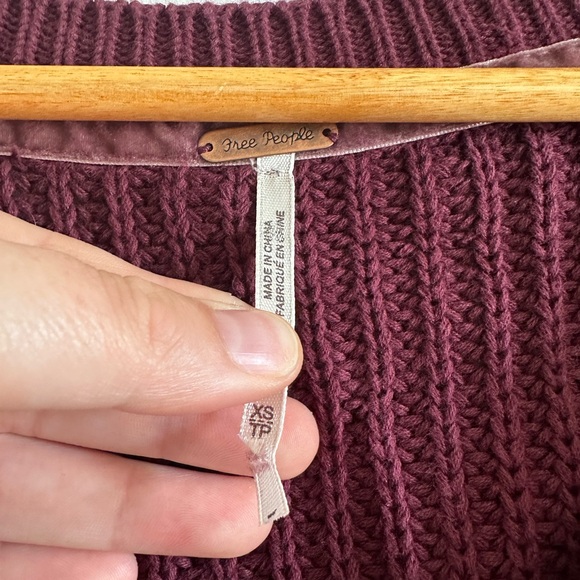 Free People Damsel Cotton Knit Flare Bell Sleeve Sweater Size XS EUC - Picture 7 of 8